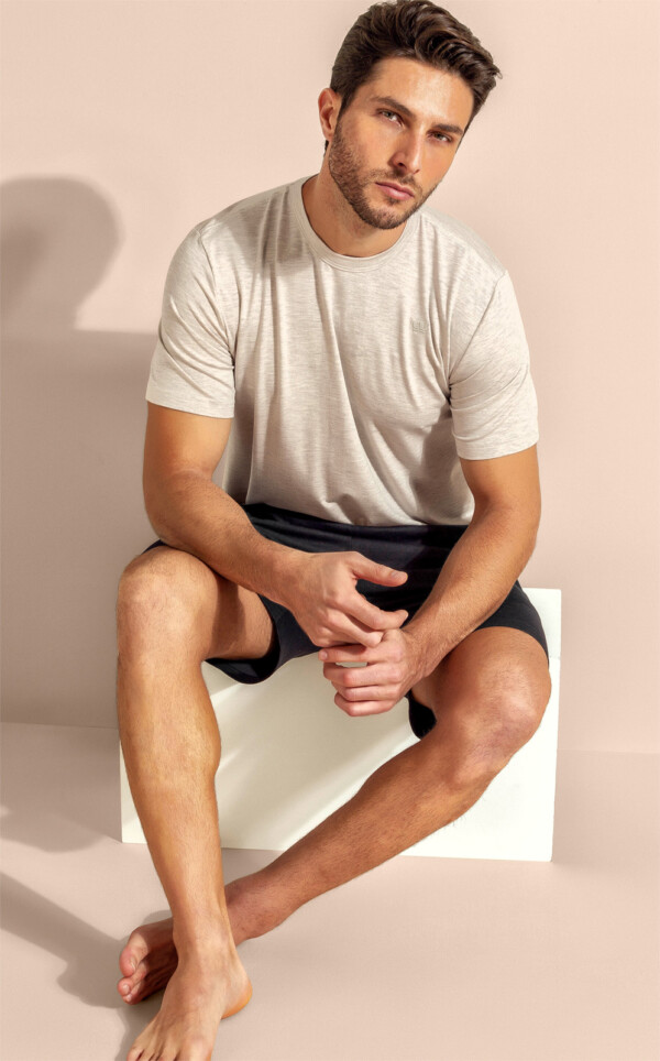 Camiseta Manga Curta com Bermuda