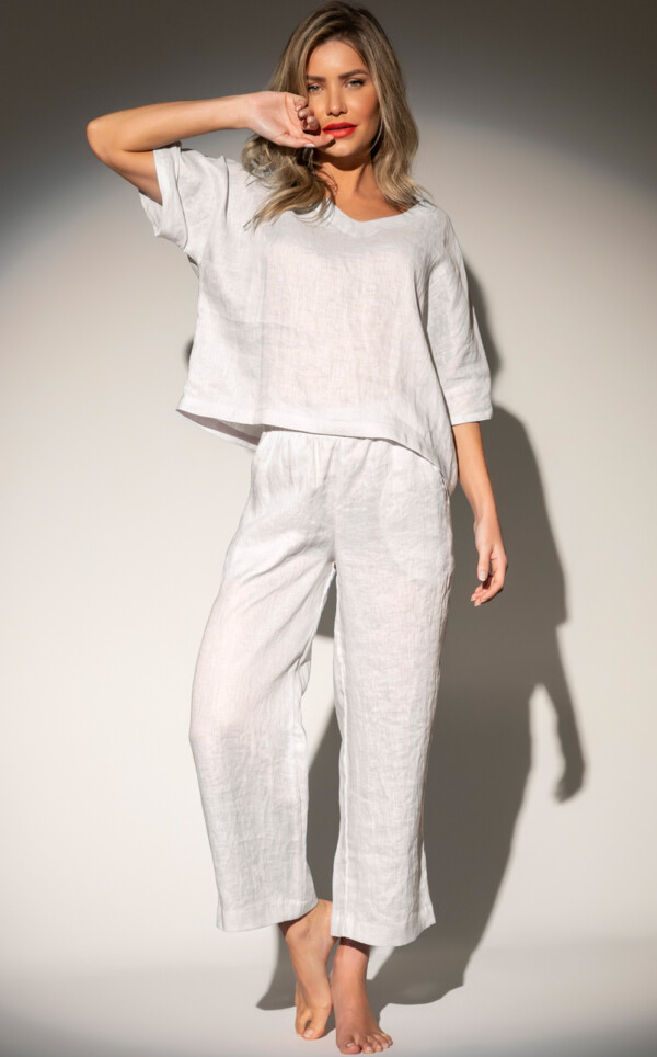 Blusa Manga Curta com Capri Puro Linho Branco
