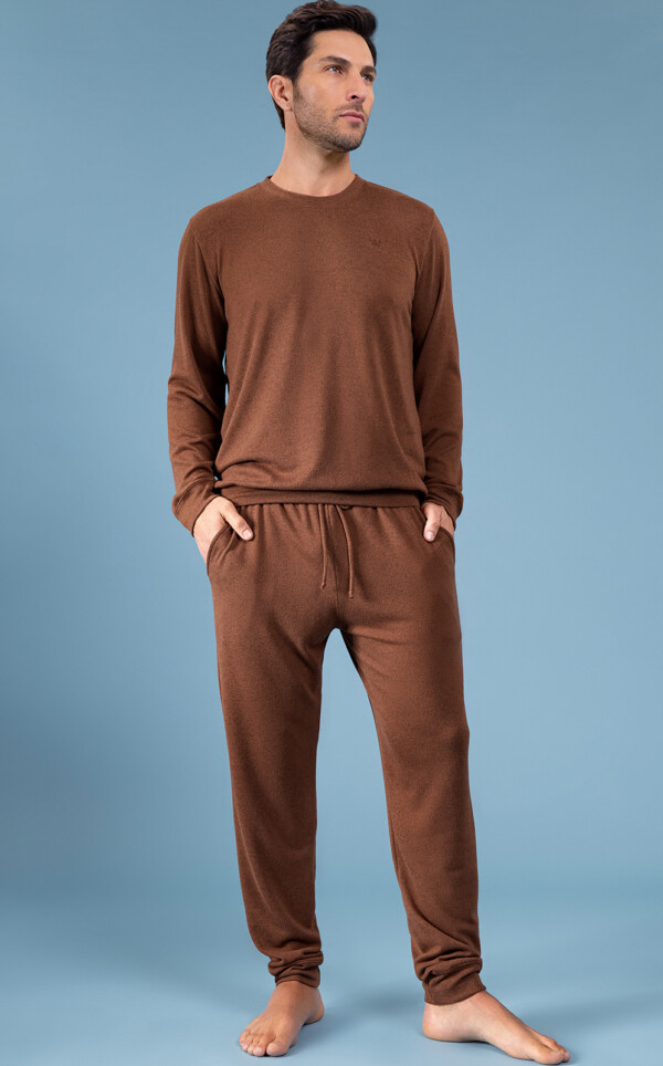 Pijama Blusa Manga Longa com Calça Jogger