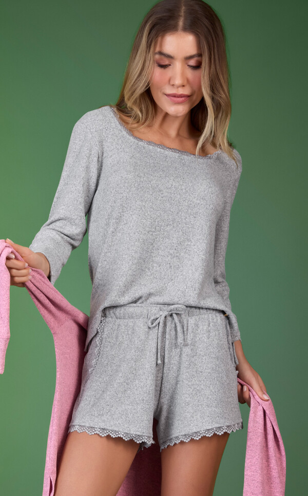 Pijama Blusa Manga Longa com Shorts Natalka