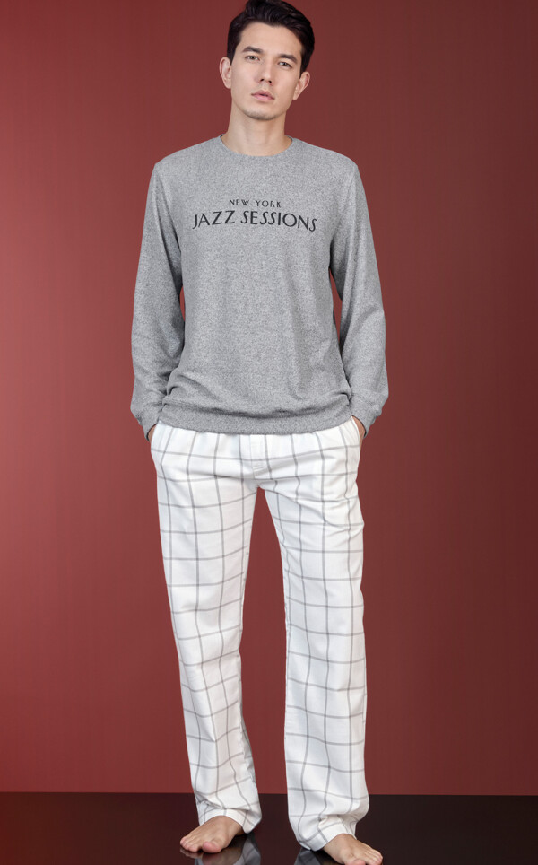 Pijama Blusa Manga Longa com Calça Demyan